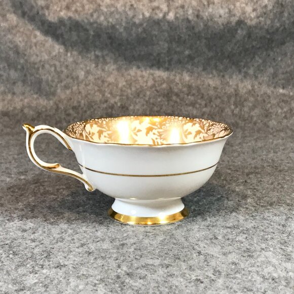Paragon Double Warrant Vintage Gold Overlay Peach Cup, Collector's Item - Picture 6 of 8